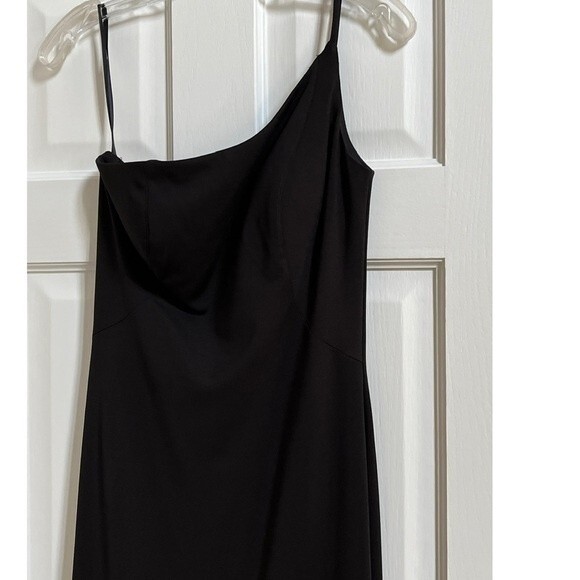 LA FEMME One-Shoulder Jersey Gown in Black 6 - Picture 4 of 12